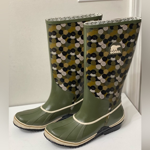 SOREL women sorellington graphic waterproof boots, New without tag. SOREL boots - Picture 2 of 8